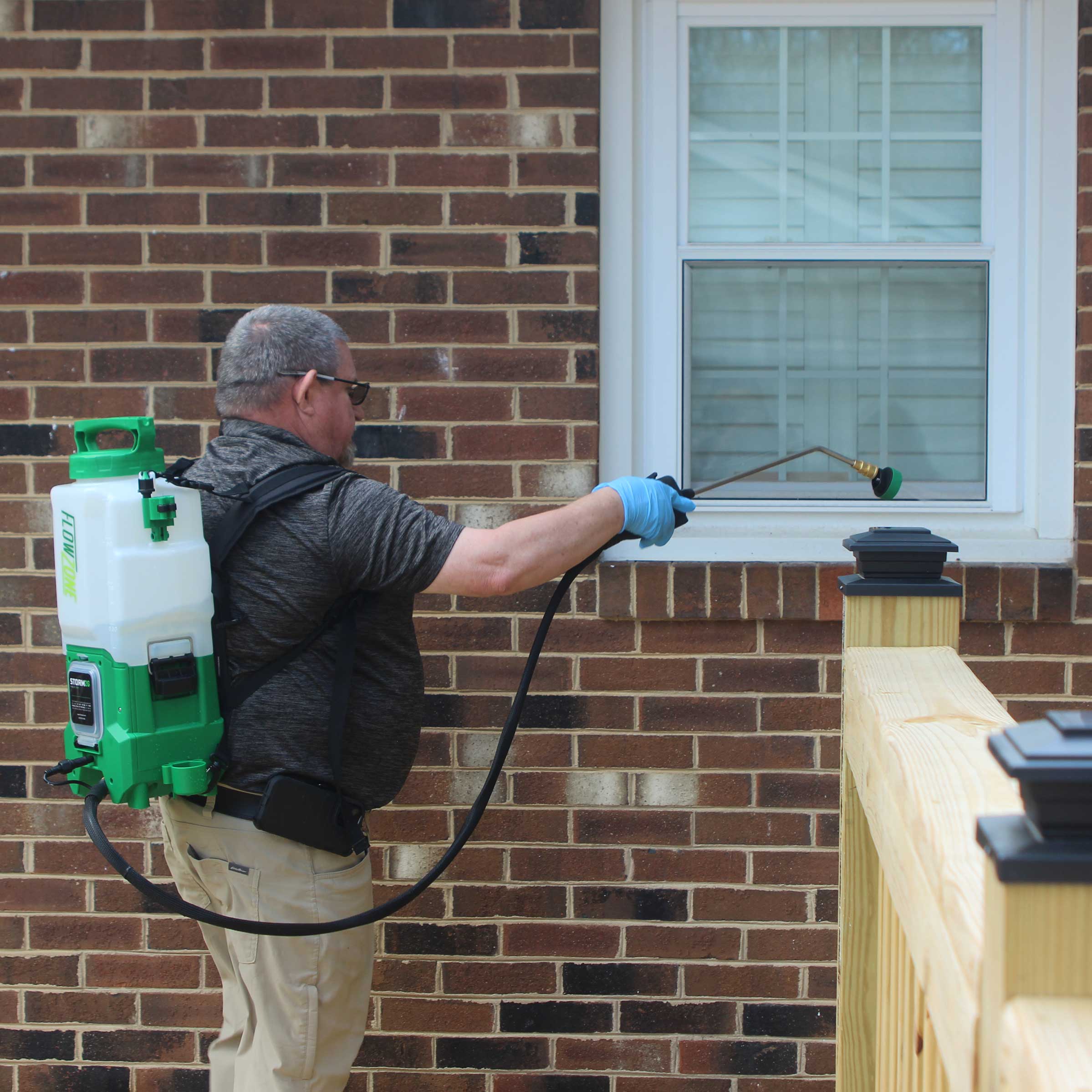 Quick-Connect 5-In-1 Nozzle | FlowZone® Battery Sprayers