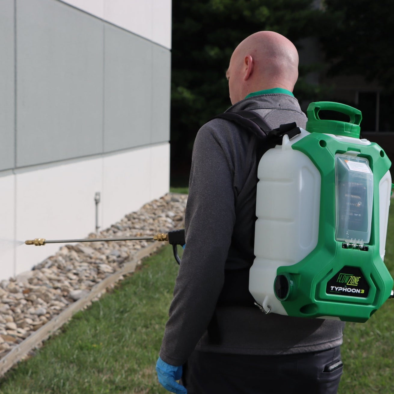 Spray Backpack Typhoon 3™ Battery-Powered Backpack Sprayer | FlowZone®